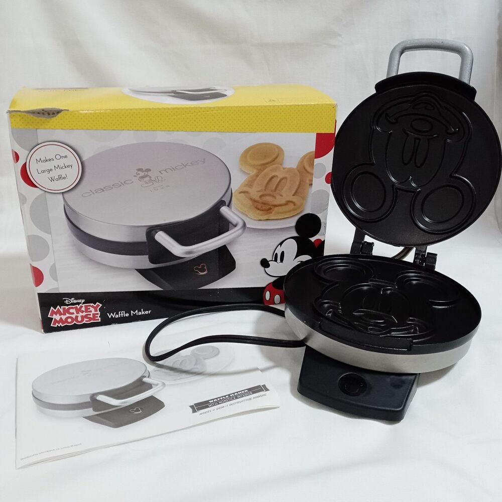 Disney Classic Mickey Mouse Face Waffle Maker w Box Electric DCM-1